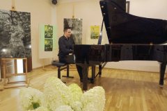 IMG_20220817_205612_Burst01